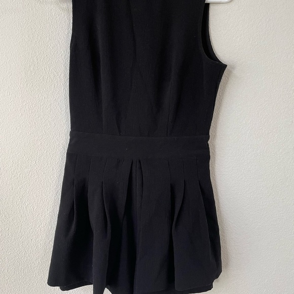 Lovers + Friends black square neck short romper - Picture 5 of 10